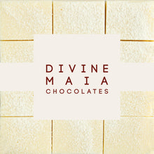 Afbeelding in Gallery-weergave laden, Divine Maia Chocolates Mini Vanilla White