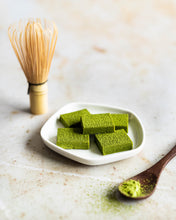 Afbeelding in Gallery-weergave laden, Divine Maia Chocolates Signature Flavor Matcha
